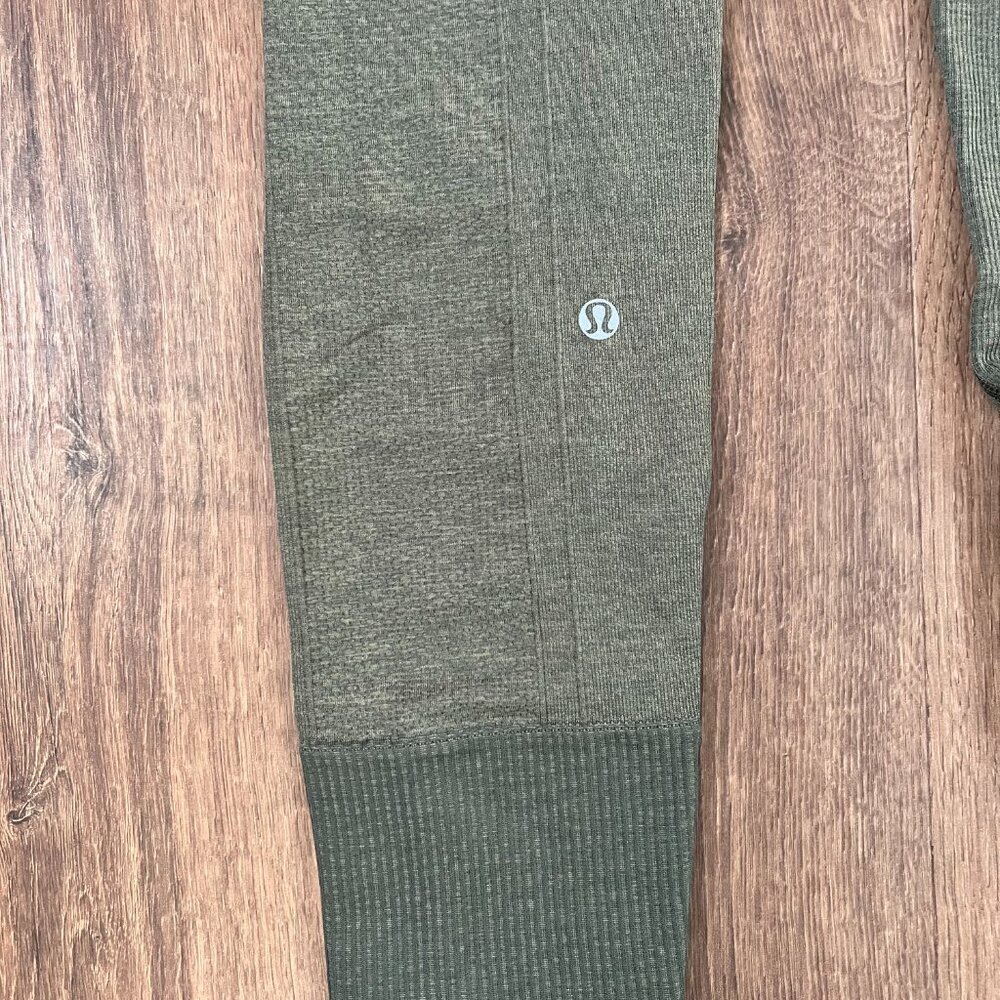 Lululemon Q5 Compression Leggings Olive Green Sz 4 - Picture 14 of 14
